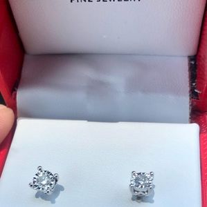 NEW Diamond earrings